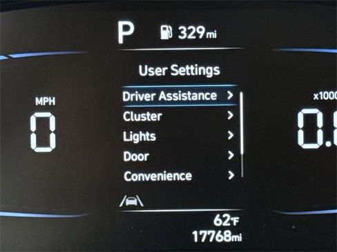 Used 2025 Hyundai Venue SEL image 14