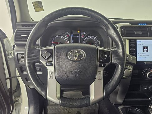 Used 2022 Toyota 4Runner SR5 Premium w/ Moonroof Package image 26