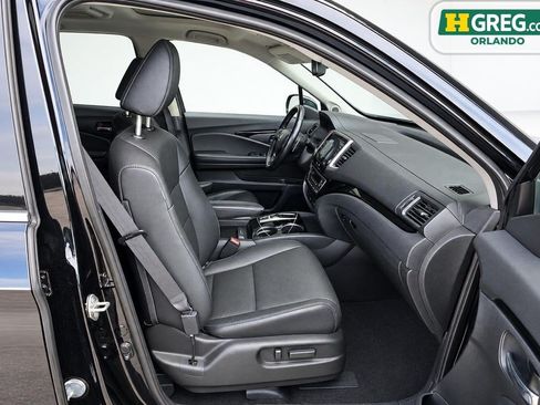 Used 2018 Honda Pilot Touring image 11