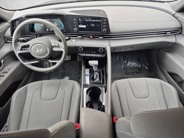 Used 2026 Hyundai Elantra SEL Sport Premium FWD image 17