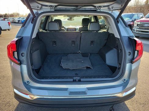 Used 2023 GMC Terrain SLT image 7