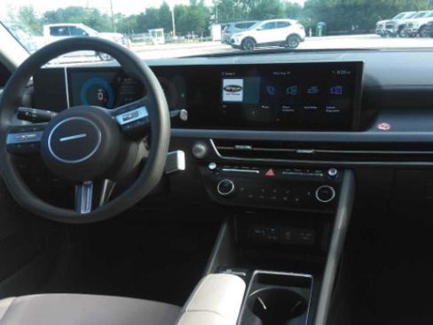 Used 2025 Hyundai Sonata SEL FWD image 5