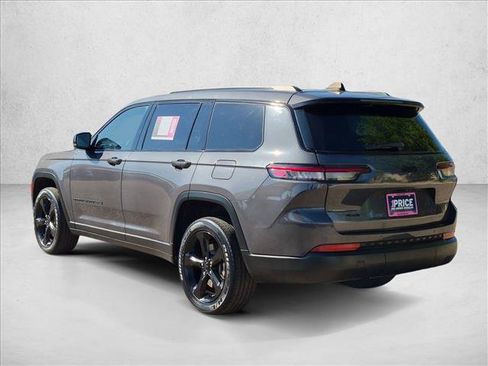 Used 2023 Jeep Grand Cherokee L Laredo AWD/4WD image 4