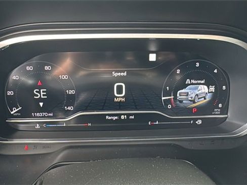 Used 2022 GMC Yukon AT4 w/ Max Trailering Package image 6