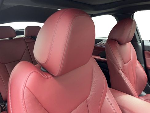 Used 2022 BMW i4 eDrive40 image 45