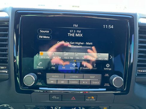 Used 2024 Nissan Frontier PRO-4X w/ Off-Road Protection Package image 15