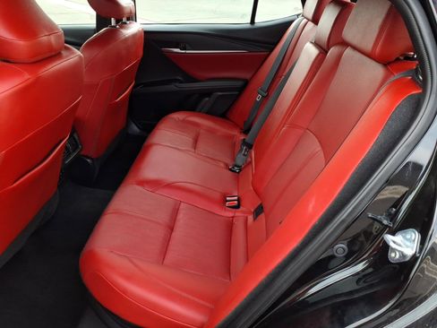 Used 2025 Toyota Camry XSE image 14