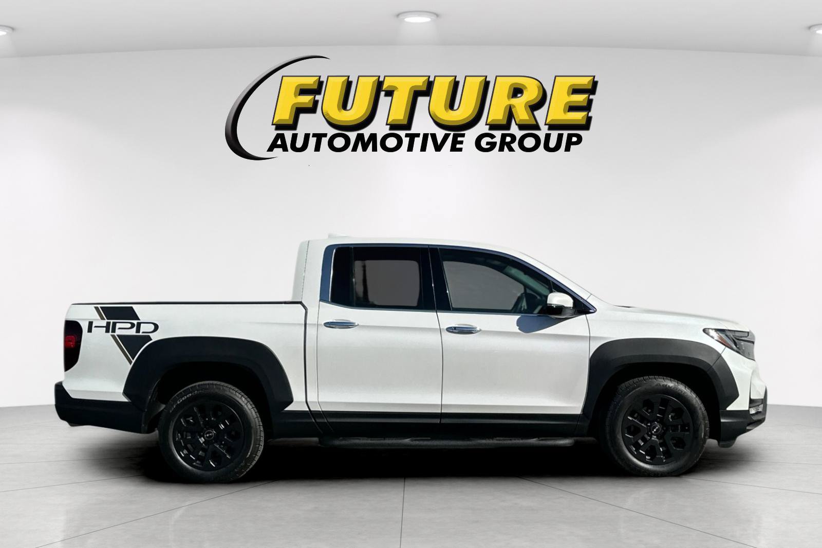Used 2023 Honda Ridgeline RTL-E image 3