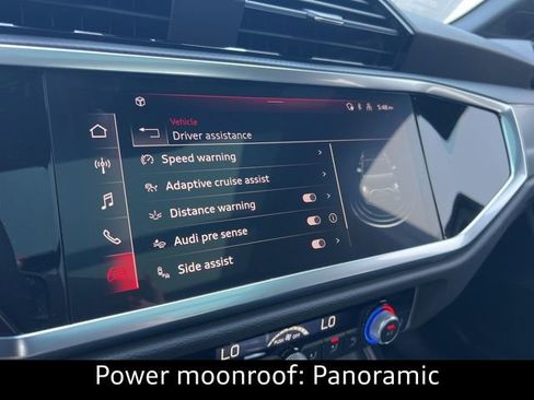 New 2025 Audi Q3 2.0T Premium image 11