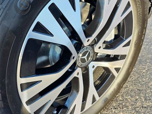 New 2026 Mercedes-Benz GLB 250 4MATIC image 6