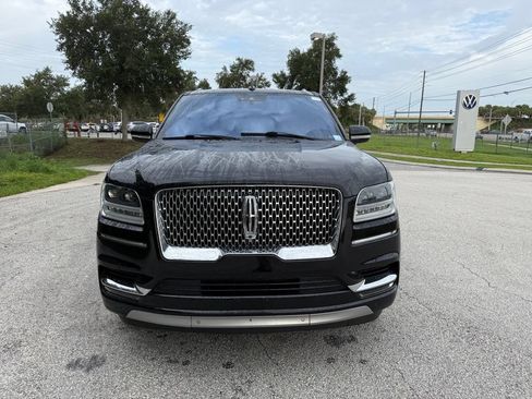 Used 2018 Lincoln Navigator L Reserve w/ Technology Package AWD/4WD image 2