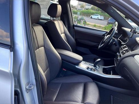 Used 2017 BMW X4 M40i image 7