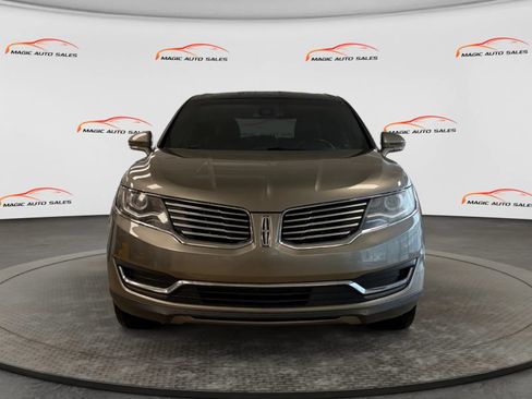 Used 2017 Lincoln MKX Reserve w/ Lincoln MKX Climate Package AWD/4WD image 3