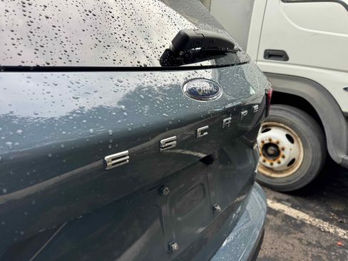 Used 2023 Ford Escape ST-Line Select w/ Tech Pack #2 image 12