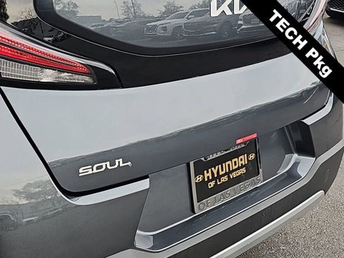 Used 2025 Kia Soul LX w/ LX Technology Package image 11