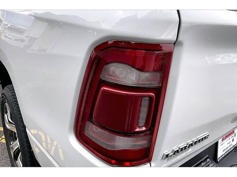 Used 2024 RAM 1500 Laramie AWD/4WD image 36