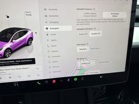 Used 2022 Tesla Model Y Long Range image 19