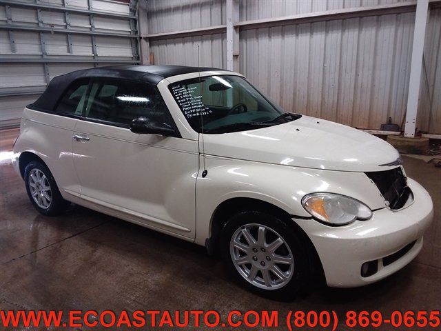 Used 2007 Chrysler PT Cruiser Touring FWD image 4