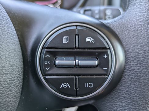 Certified 2023 Kia Soul LX image 31