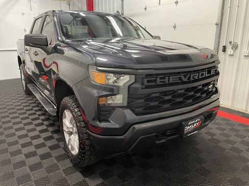 Used 2023 Chevrolet Silverado 1500 Custom AWD/4WD image 6