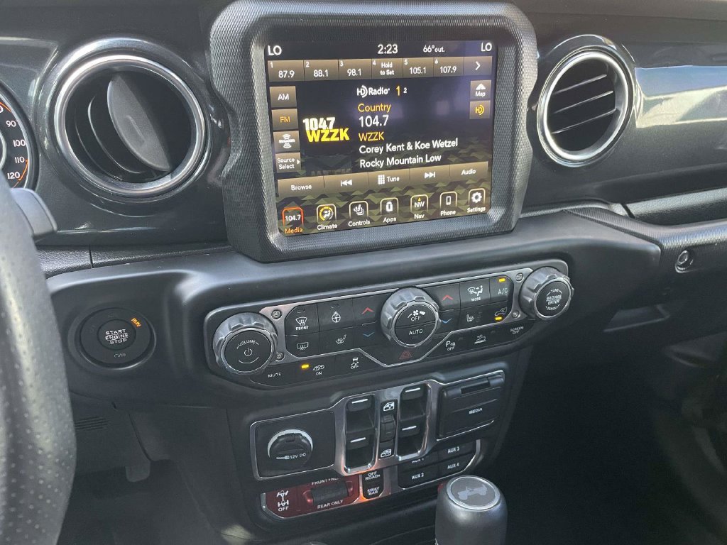 Used 2023 Jeep Wrangler Unlimited Rubicon 392 w/ Trailer Tow Package AWD/4WD image 18
