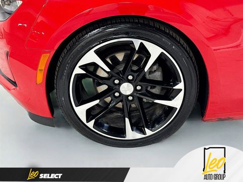 Used 2021 Chevrolet Camaro LT w/ RS Package image 29