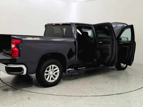 Used 2022 Chevrolet Silverado 1500 LT image 12