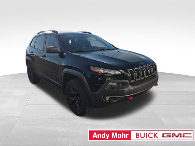Used 2017 Jeep Cherokee Trailhawk AWD/4WD image 3
