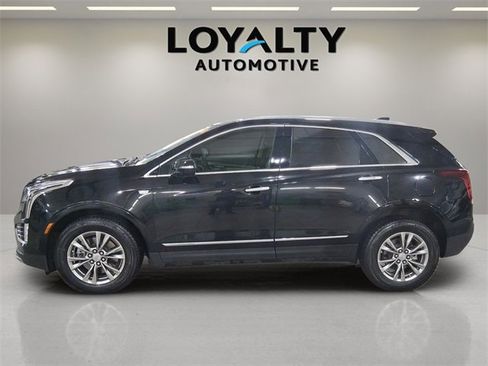 Used 2021 Cadillac XT5 Premium Luxury image 2