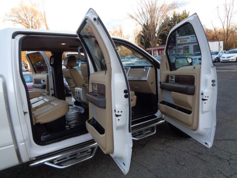 Used 2014 Ford F150 Lariat w/ Equipment Group 502A Luxury image 18