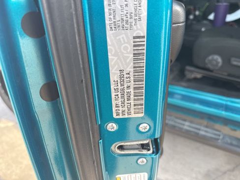 Used 2020 Jeep Wrangler Sport image 12