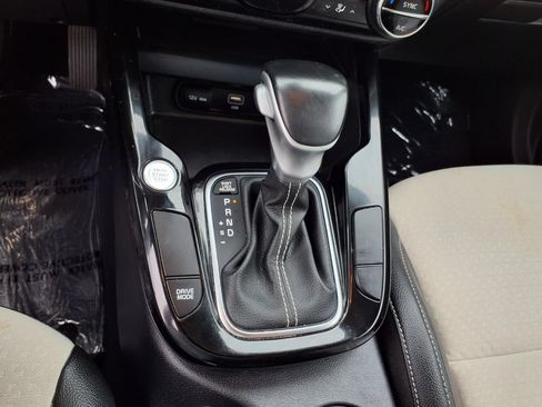 Used 2024 Kia Soul GT-Line FWD image 18