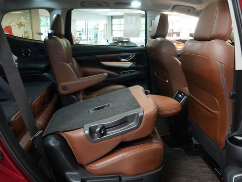 Used 2019 Subaru Ascent Touring AWD/4WD image 37