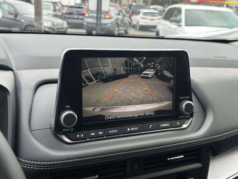 Used 2026 Nissan Rogue SV image 27