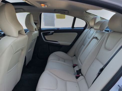 Used 2018 Volvo S60 T5 Inscription AWD/4WD image 19