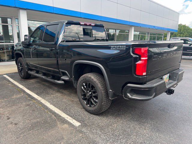 Used 2025 Chevrolet Silverado 2500 LTZ w/ LTZ Plus Package AWD/4WD image 2