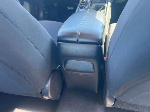Certified 2023 Nissan Sentra S FWD image 17