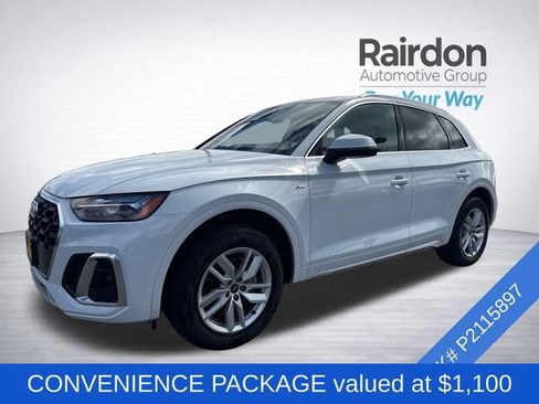 Used 2023 Audi Q5 2.0T Premium w/ Convenience Package AWD/4WD image 3