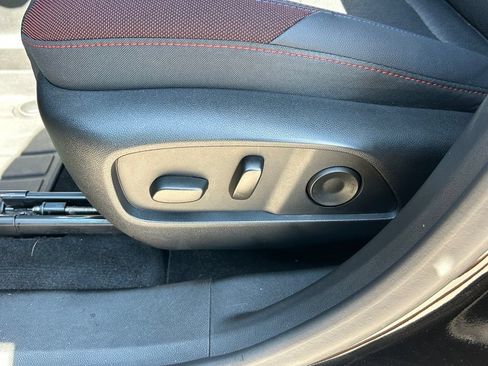 Used 2025 Chevrolet Equinox RS FWD image 21