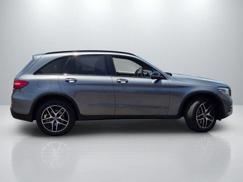Used 2019 Mercedes-Benz GLC 300 image 3