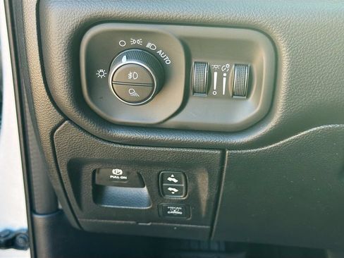 New 2026 RAM 1500 Big Horn AWD/4WD image 32