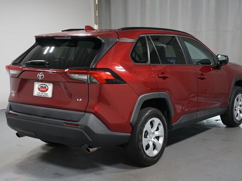Certified 2020 Toyota RAV4 LE FWD image 8