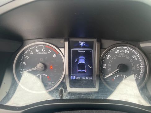 Used 2020 Toyota Tacoma TRD Pro image 15