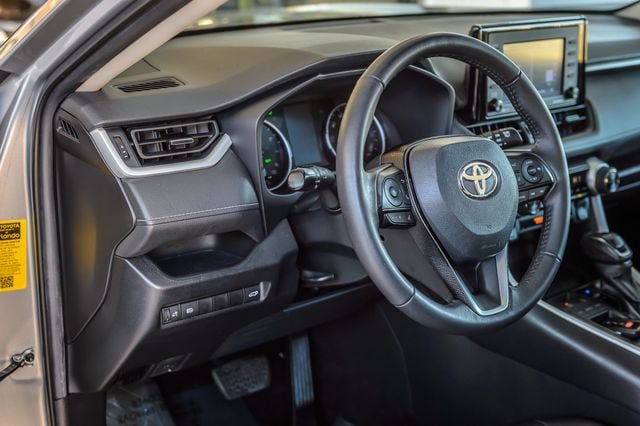 Used 2021 Toyota RAV4 XLE Premium FWD image 24