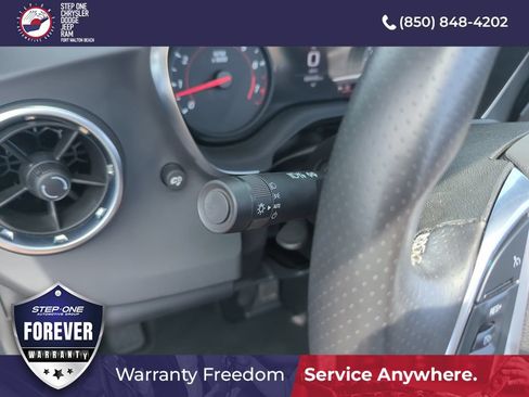 Used 2023 Chevrolet Camaro SS RWD image 15