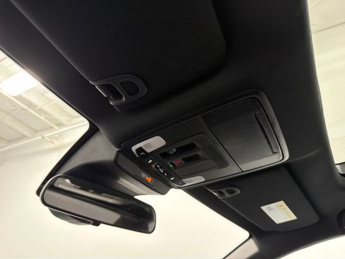 Used 2025 Honda Accord Sport image 28