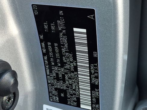 Used 2023 Toyota Highlander XLE image 29