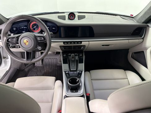 Certified 2021 Porsche 911 Turbo AWD/4WD image 17