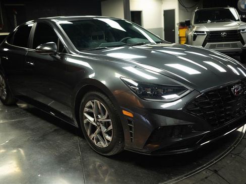 Used 2023 Hyundai Sonata SEL w/ Preferred Accessory Package FWD image 5