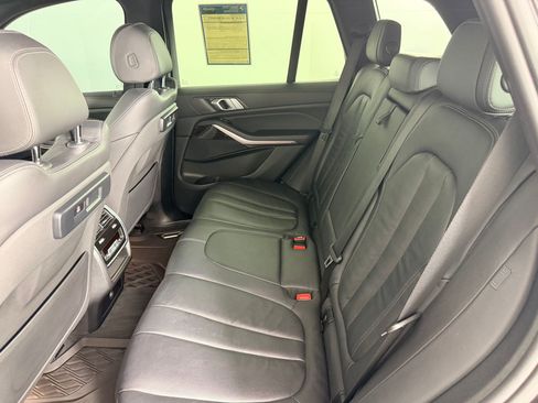 Used 2019 BMW X5 xDrive40i w/ Convenience Package AWD/4WD image 23